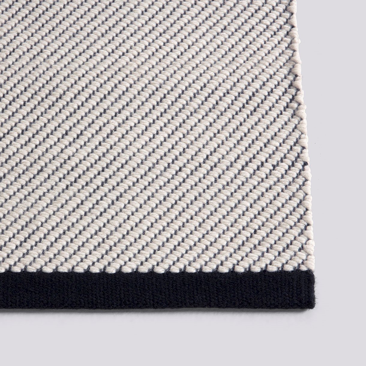 Bias Rug Tint-W170 x L240-Black tint