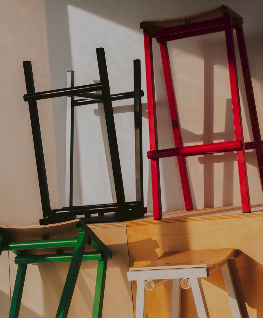 Taburete 8 Bar Stool