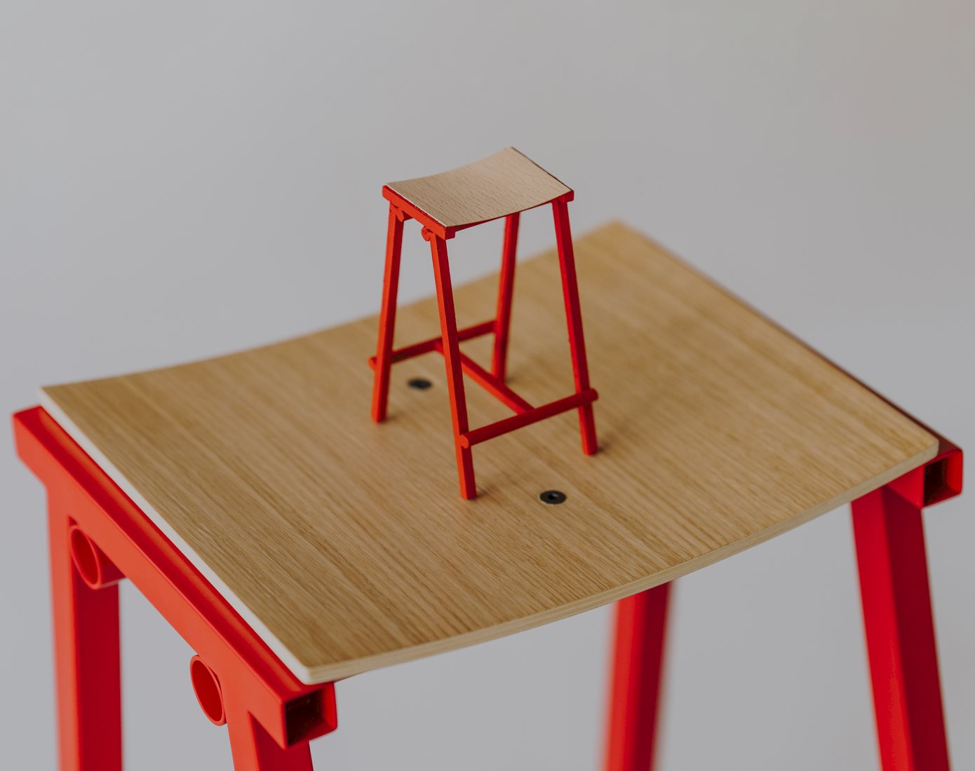 Taburete 8 Bar Stool