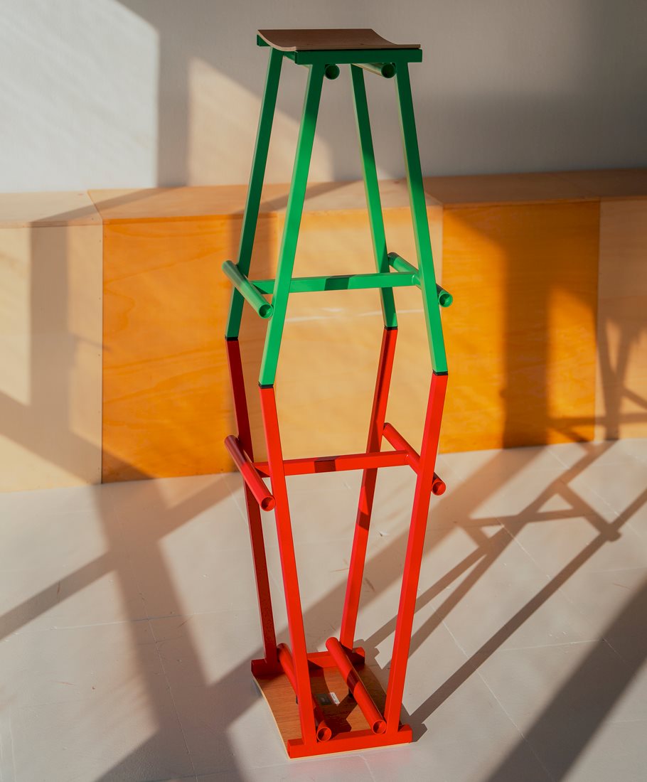 Taburete 8 Bar Stool