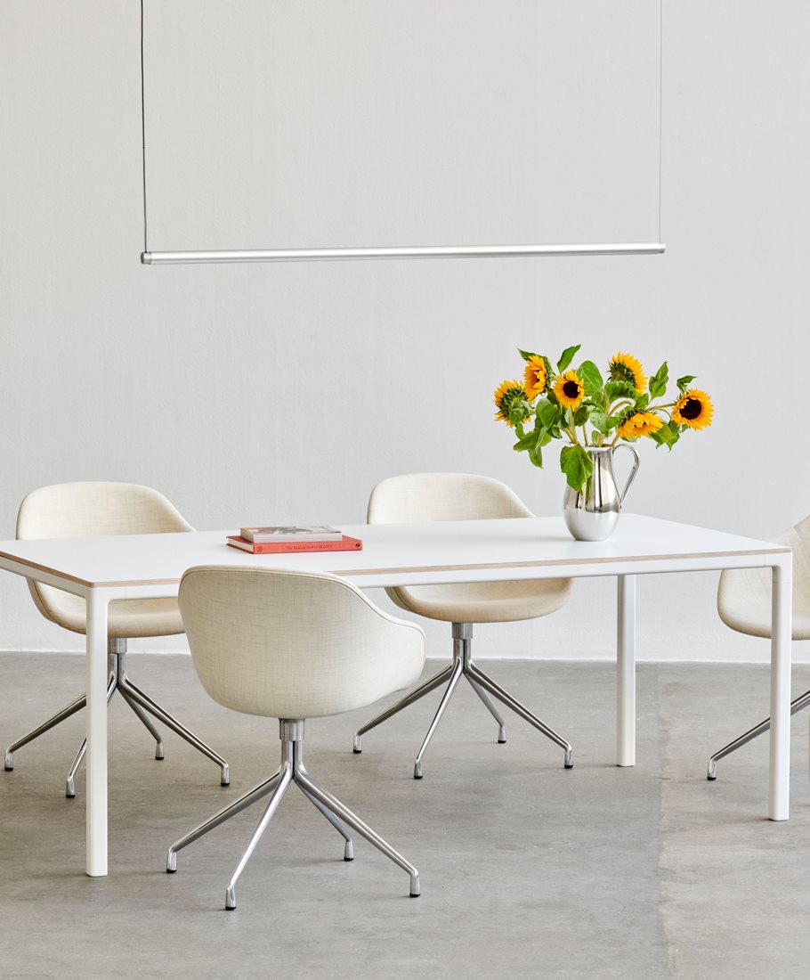 Factor Linear Suspension Lamp