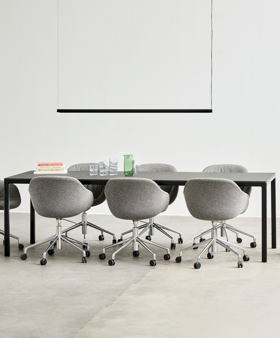 Factor Linear Suspension Lamp