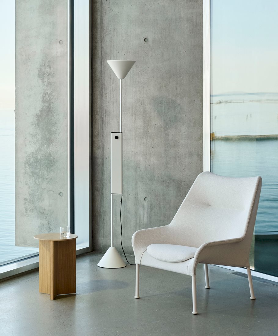 Twist Floor Lamp / O2 Lounge Chair / Slit