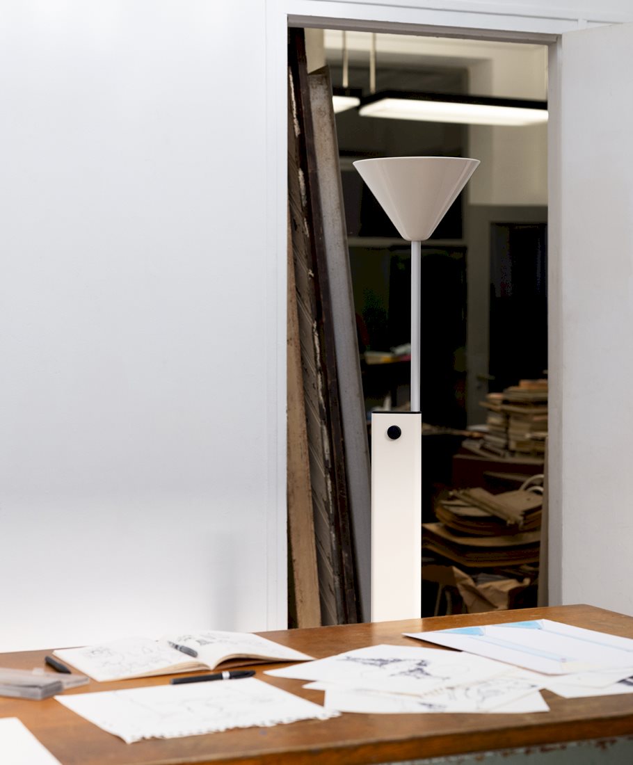 Twist Floor Lamp