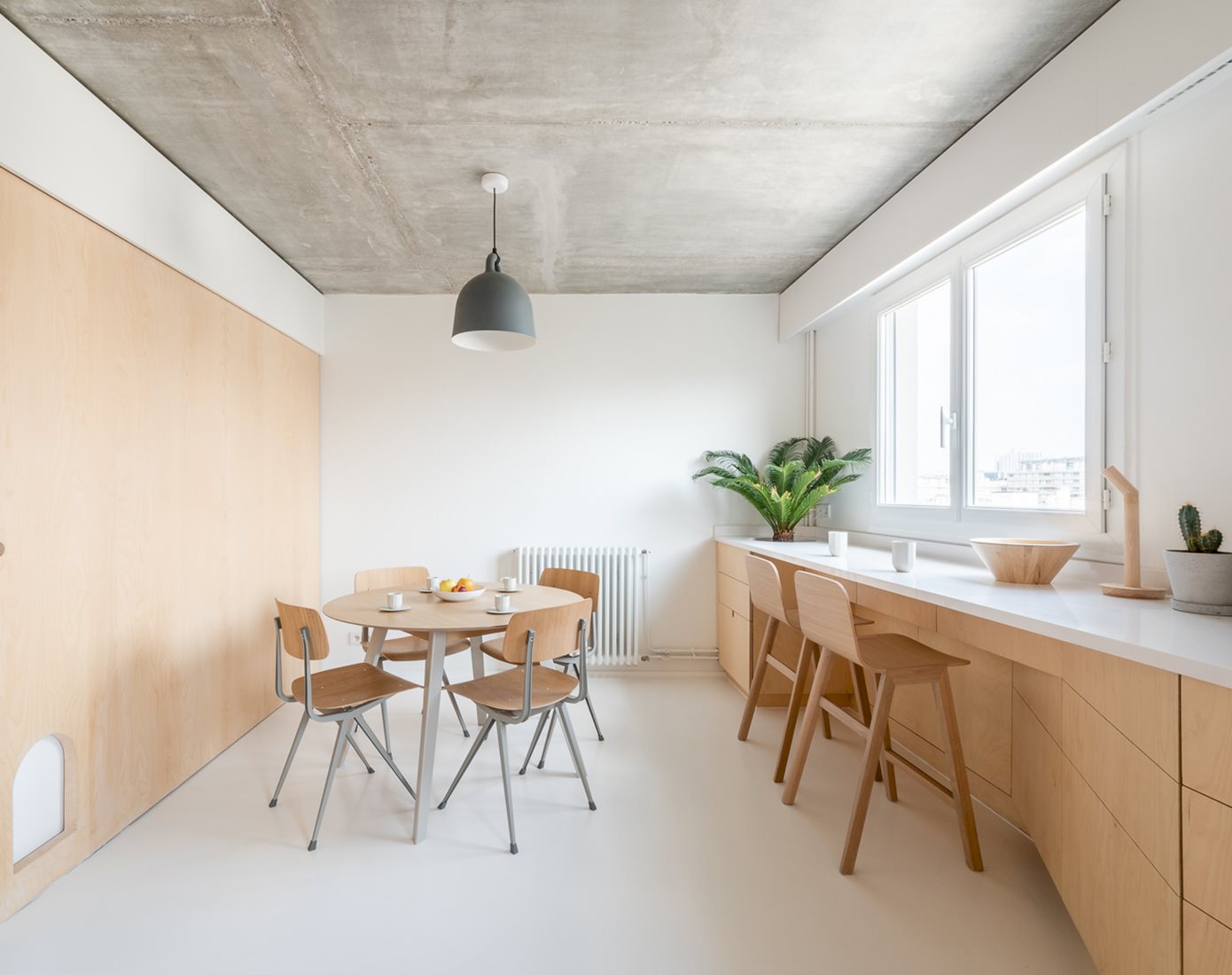 Result Chair / Porter Kitchen Roll Holder /...