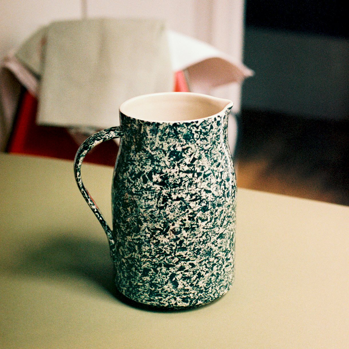 Sobremesa Jug