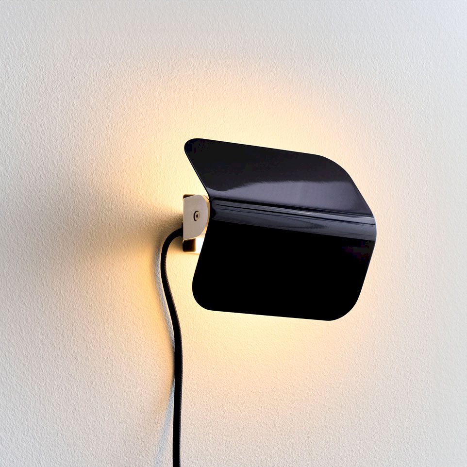 Apex Wall Lamp