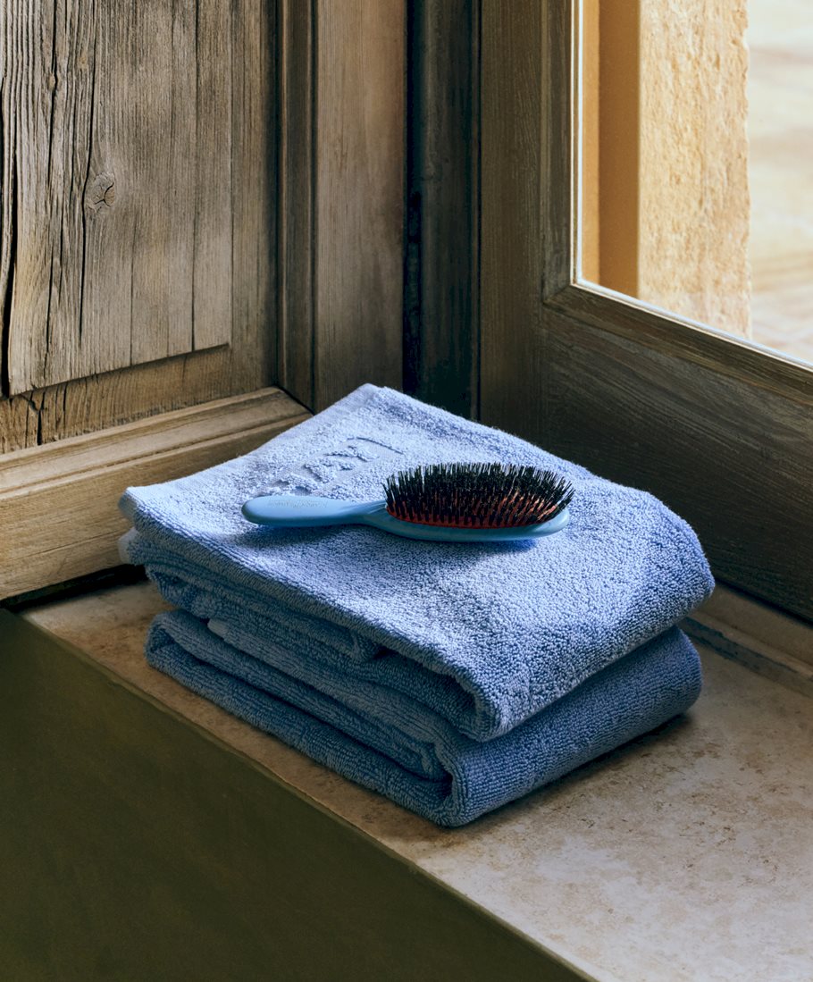 Mono Hand Towel