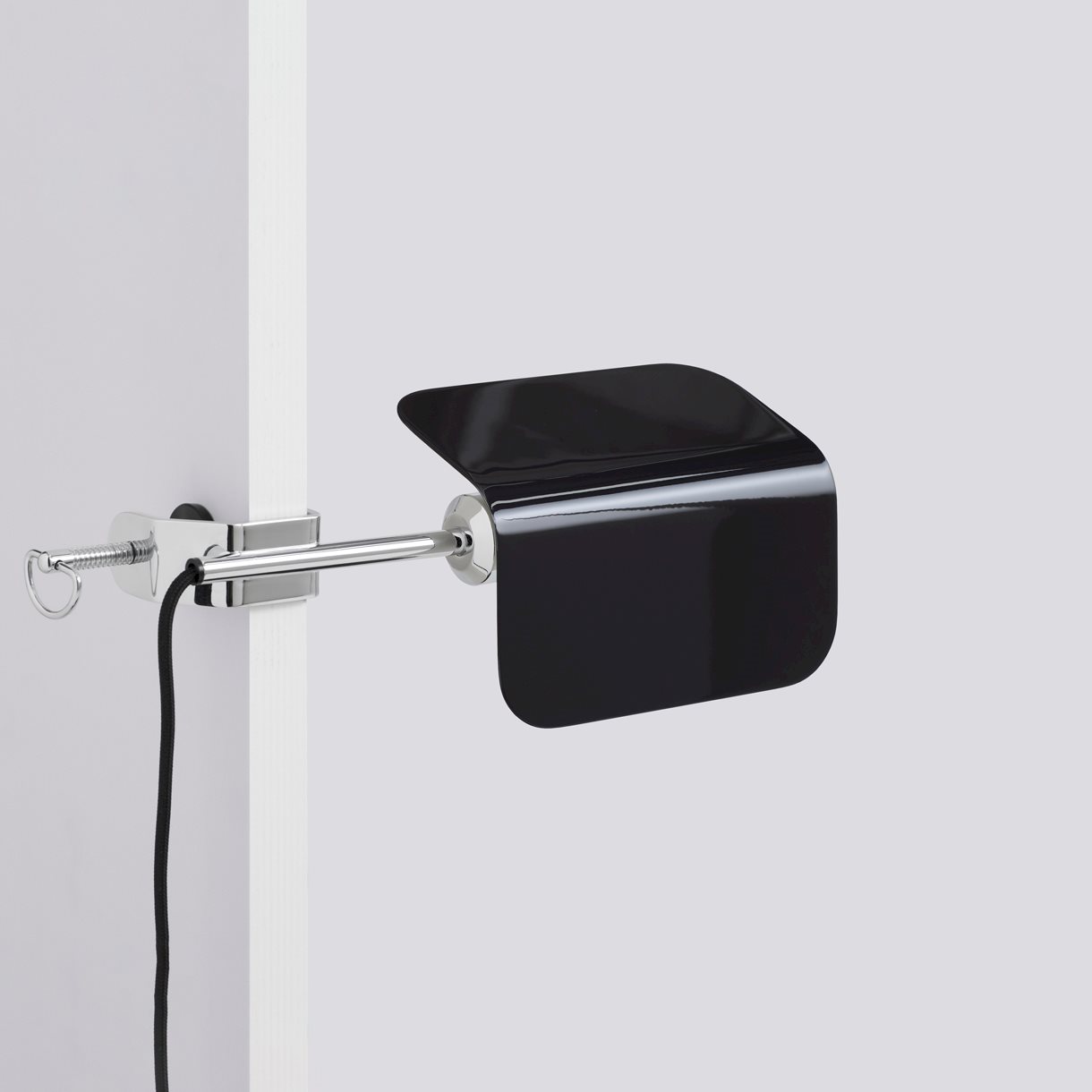 Apex Clip Lamp-Iron black